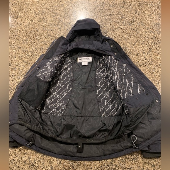 Columbia Black Onni-Tech Waterproof Women’s Jacket Size XS - Picture 4 of 16